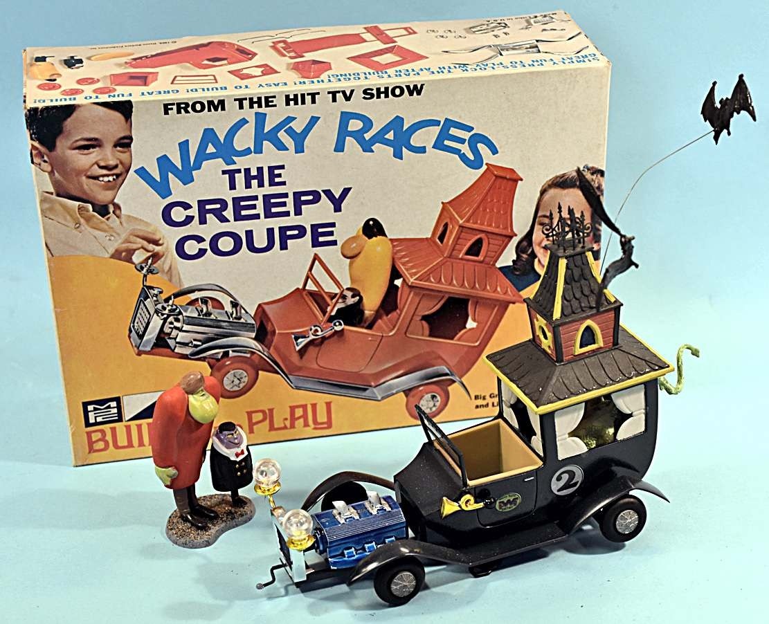 Wacky Races Creepy Coupe Model Kit