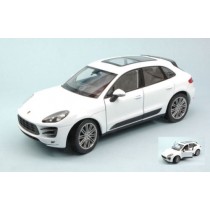 Porsche Macan Turbo 2014 White by Welly