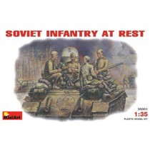 Soviet Infantry at rest (1943-45) (4pcs) 