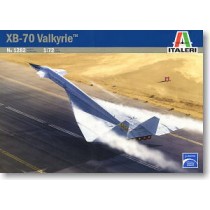 Supersonic Bomber XB-70 Valkyrie