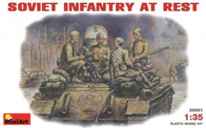 Soviet Infantry at rest (1943-45) (4pcs) 